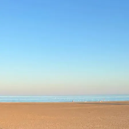 Exclusive Beachfront Luxury! Gruissan