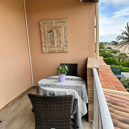 Appartement Exclusive Beachfront Luxury! *